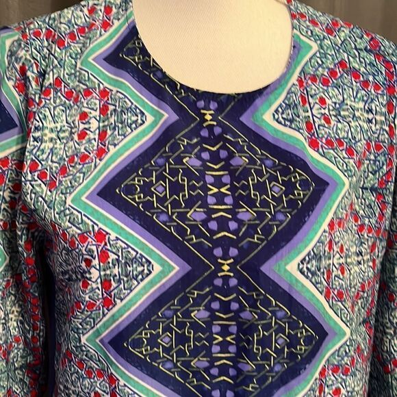 Blue Rain Geometric Print Crewneck Blouse.  Size Small - Picture 2 of 7